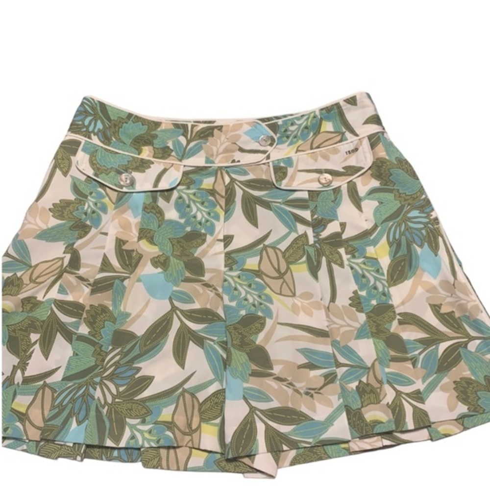 Izod Pleated Floral Golf Skort